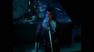 Queen - Keep Yourself Alive (Live At The Rainbow Theatre: 19/11/1974)