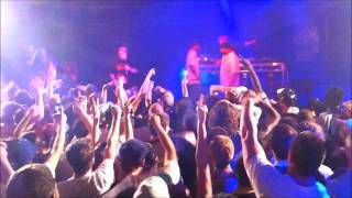 Jedi mind tricks crowd @ billboards