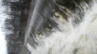 preview picture of video 'Pepperell Dam, March 15, 2010'