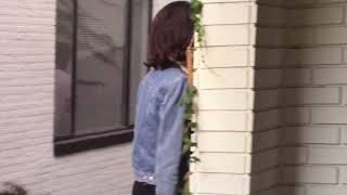 Selena Gomez arrives to get juice in LA, 11/2/2017