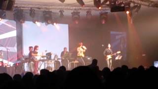 &quot;Bol Beliya&quot; 1st time live on stage by Sunidhi Chauhan in Sri lanka