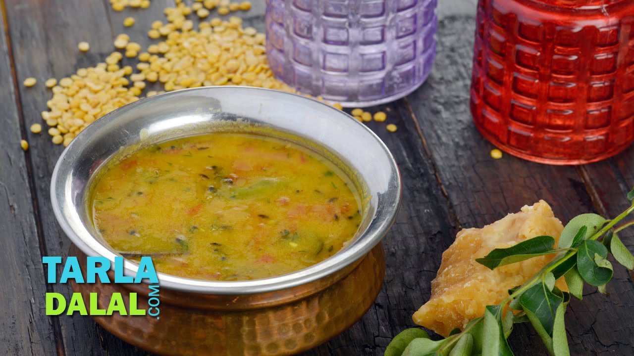 Gujarati Toovar Dal, Gujarati Tuvar Dal, Khatti Meethi Dal Recipe by Tarla Dalal