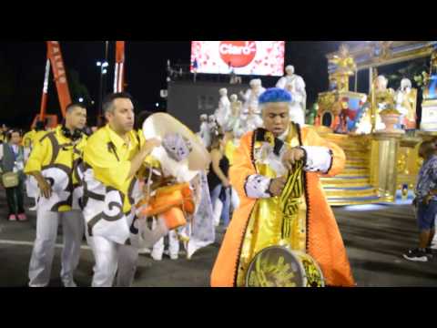 Sao Clemente - Sapucai - Bateria - Carnaval 2017