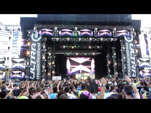 Laidback Luke, Steve Aoki - Turbulence Ultra Music Festival 03/27/11