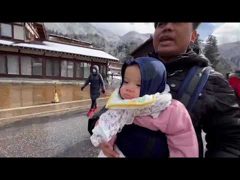 Salju pertama di akhir bulan