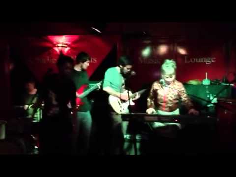 Dub the Earth live @ Charlie Wrights 27-12-2013