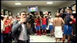 Mundial Sudafrica 2010: la Reina Sofía visita el vestuario español.mp4