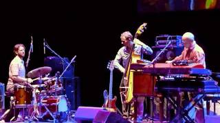 Medeski Martin & Wood - We're So Happy 1994-03-17