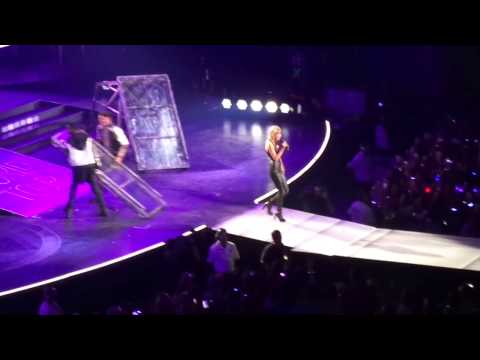 download lagu mp3 mp4 Taylor Swift Bad Blood Az, download lagu Taylor Swift Bad Blood Az gratis, unduh video klip Taylor Swift Bad Blood Az