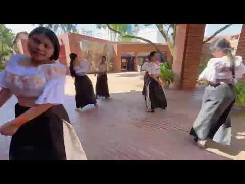DANZA OTAVALO URPIGU EN CALI