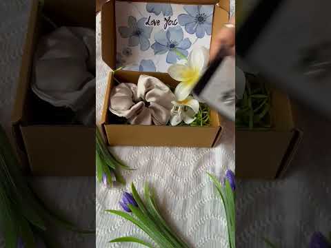 Launching new hampers 💝 #dhriti #giftideas #raksabandangifts #song #music #giftsuggestions