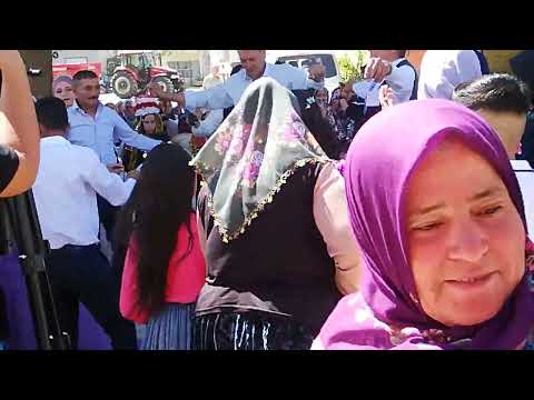 Bu Kız beni çok sevince AKŞEHİR düğünleri Karahüyük mahallesi soner  Karadağ & Gülüzar Ekici çiftin,