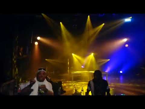 Dubquake Festival : 23/04/2022 : Iration steppas plays Sylford Walker - Jah golden pen