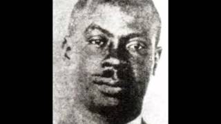 Historyman Leonard Howell