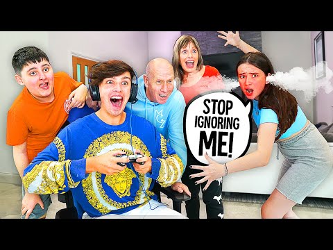 Making EVERYONE Ignore My Girlfriend For 24 Hours - Prank