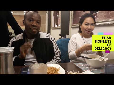 My family just visited Korea!/lunch hour with my GMF family우리 가족은 방금 한국을 방문했어!/우리 GMF 가족과 점심시간