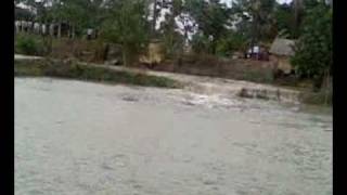preview picture of video 'ঘূর্ণিঝড় আয়লা send ARS LITON AUTO.mp4'