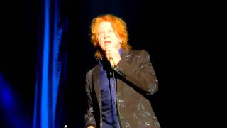 Mick Hucknall @ Oosterpoort Groningen Baby what you want me to do