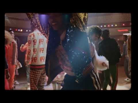 Aretha Franklin - "Think" (The Blues Brothers Version)