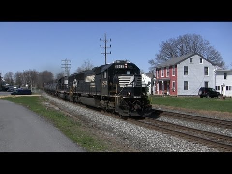 Spring Brings the Circus Train and Rare Locomotives to the NS Harrisburg Line