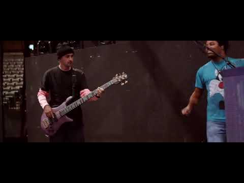 twenty one pilots - Feel Good Inc (Gorillaz Cover)