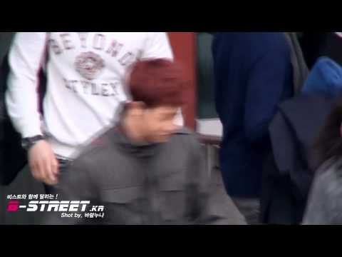 [FANCAM]110327 - Inkigayo - Junhyung + Gikwang