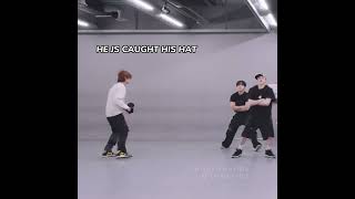 Download lagu Lee know’s insane reflexes during S-Class dance practice #leeknow #straykids mp3