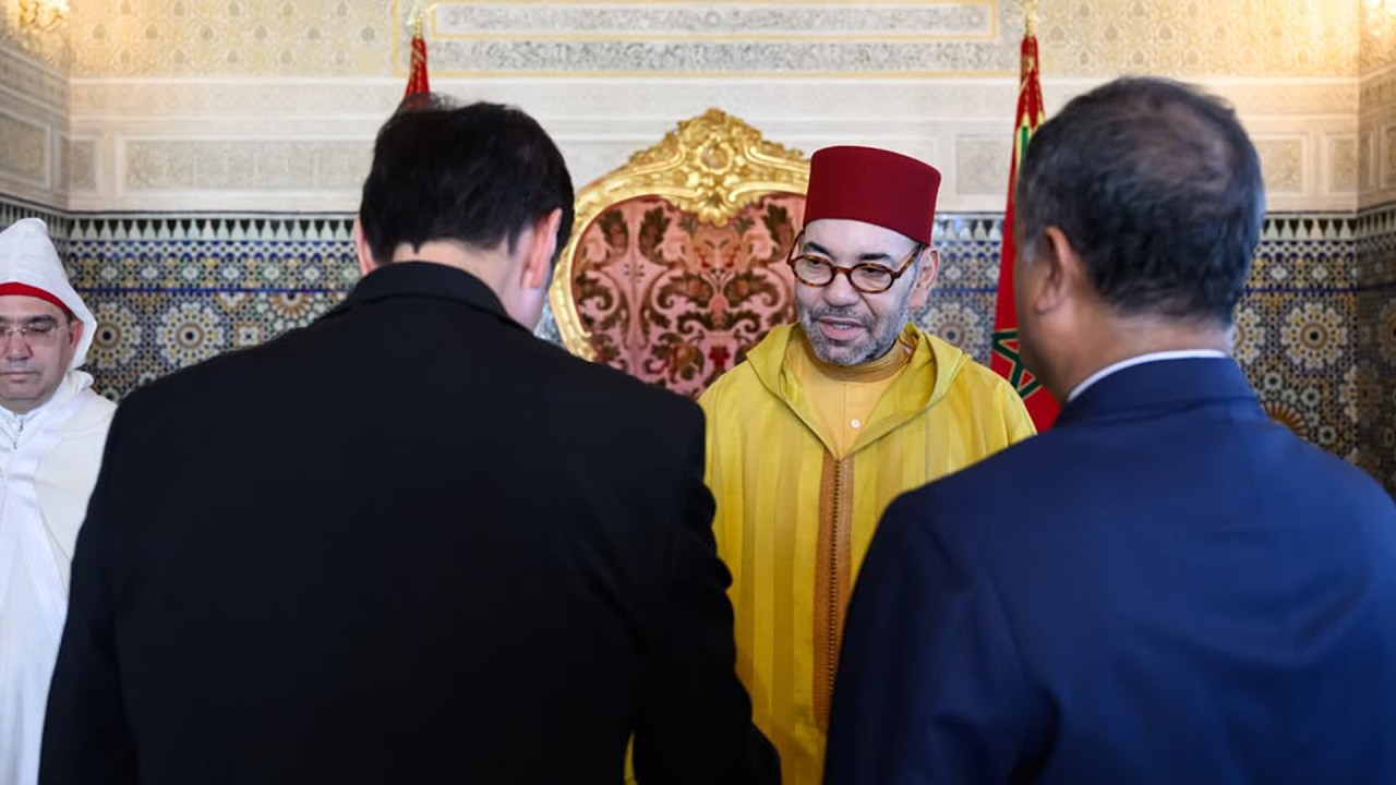 الملك محمد السادس يستقبل في القصر الملكي بالرباط مجموعة من السفراء الأجانب لتقديم أوراق اعتمادهم