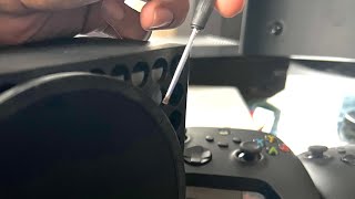 How To Manually EJECT a DISC from your Xbox Series X console. STUCK DISC FAULT