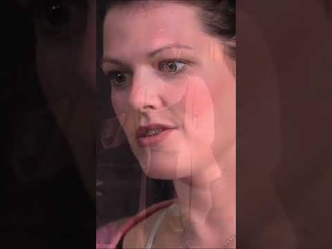 Legally Blonde's Kate Shindle doesn't like being upstaged by an ensemble #broadway #musical