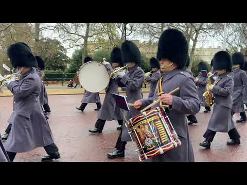 Band of the Irish Guards March to Buckingham Palace
