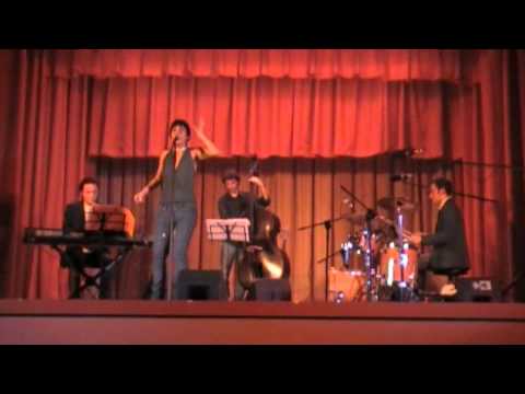 MLT e Malìka  ad Origgio - ''Slap that bass''