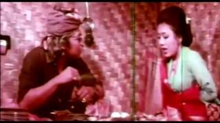 Download lagu Benyamin Sueb Jadi Dukun (klip) | Film: Zorro Kemayoran, 1976 mp3