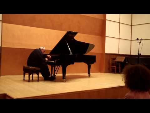 Al. Tekeliev- Grotesca