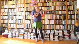 White Sandy Beach of Hawai'i - Iz Kamakawiwo'Ole - nose flute & ukulele