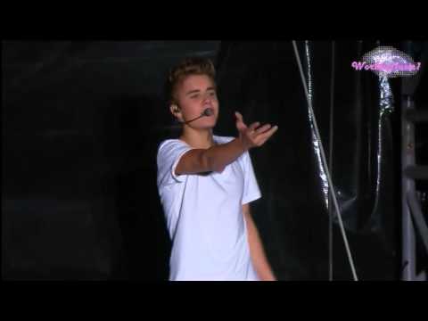 Justin Bieber - Eenie Meenie (En El Zocalo De México Oficial HD)