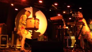 Lucius - The Tempest (clip) - Memphis, TN - 29 september 2014 (1/5)