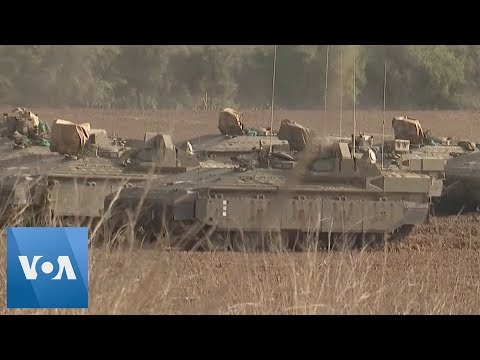 Israeli Armored Vehicles Arrive at Gaza Border