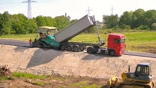 preview picture of video 'Strassenbau in Papenburg / Road Construction in Papenburg (Germany)'