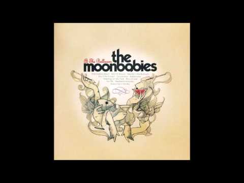 Moonbabies - Shout It Out