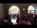Apple Store Screaming Lady