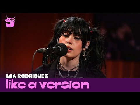 Mia Rodriguez covers Rex Orange County 'Corduroy Dreams' for Like A Version