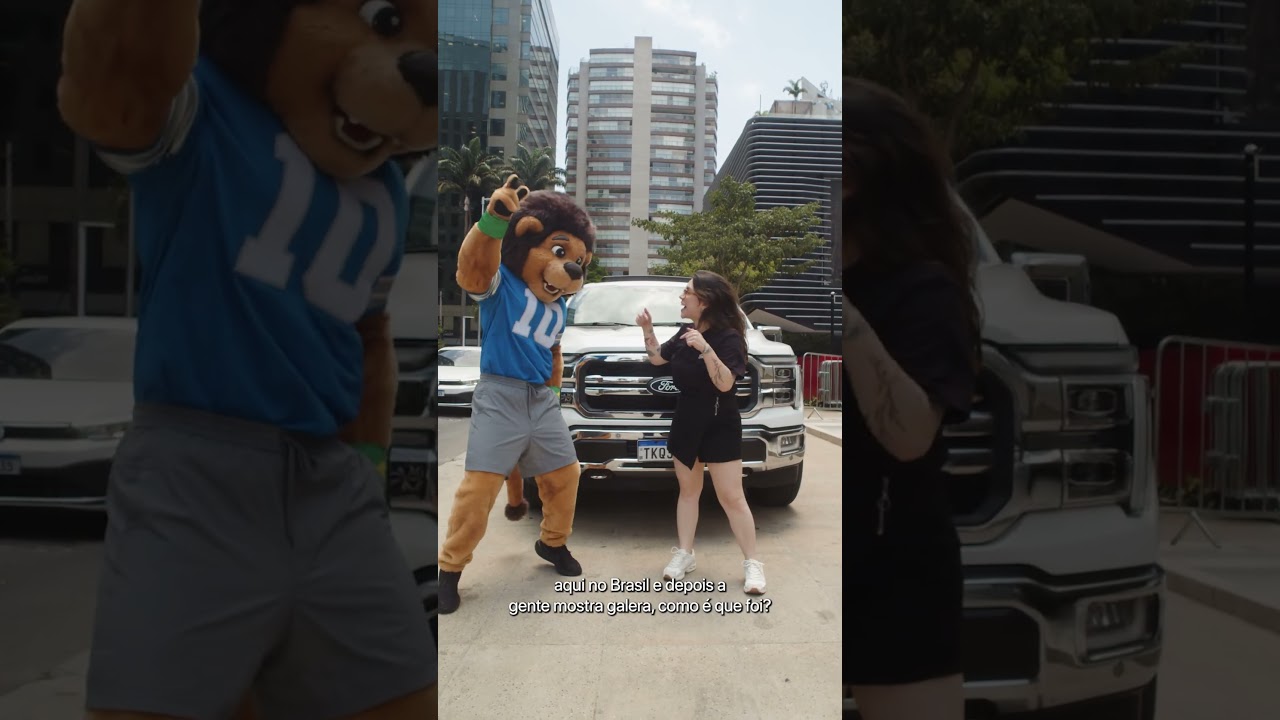 Levamos o Reizinho pra primeira Watch Party dos Lions no Brasil e, sério que vibe! 🦁💙