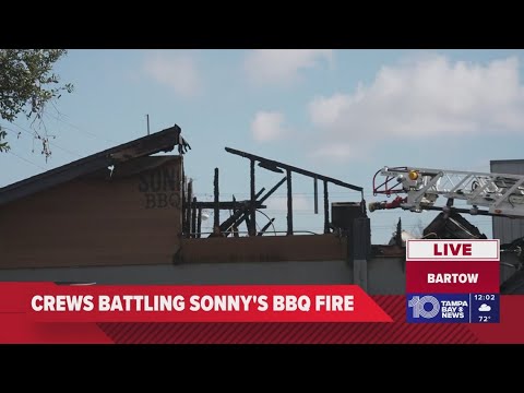 Crews battling fire at Sonny's BBQ in Bartow