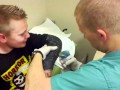 Joshua Getting His Cast Off