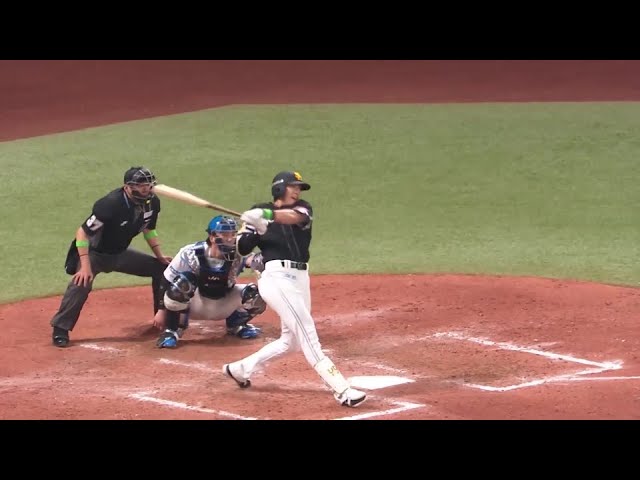 【5回表】確信弾!! ホークス・柳田悠岐 バックスクリーンに飛び込む特大ソロホームラン!! 2025年4月1日 北海道日本ハムファイターズ 対 福岡ソフトバンクホークス