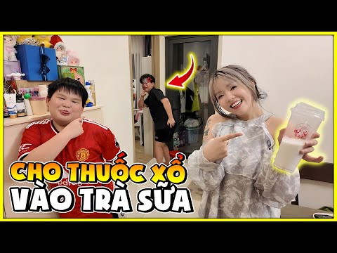 Bé Mon & Thần Đồng Cho Joi FF Uống Thuốc Xổ