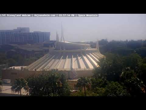 Live webcam of Disneyland Cam