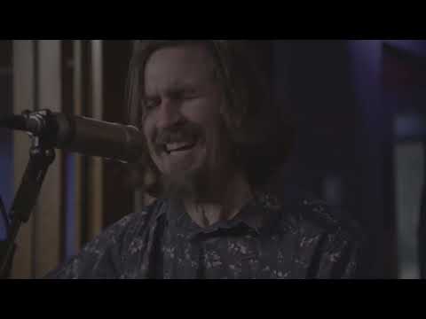 Videoclip de Dark in Here (The Jordan Lake Sessions Volume 3) — The Mountain Goats