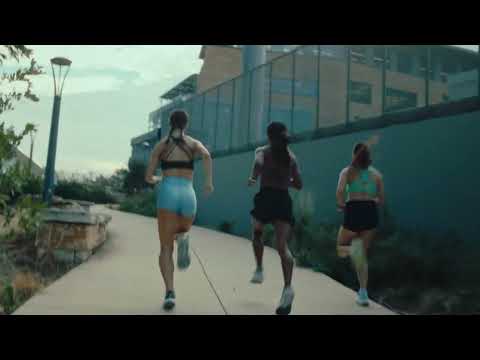 Išmanusis laikrodis Garmin Forerunner® 165 Juodos / pilkai melsvos spalvos video